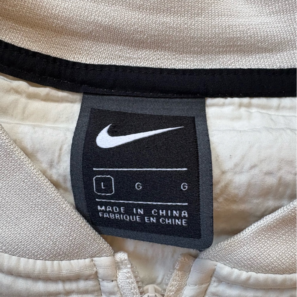 Nike Sportswear Tech Pack Bomber Jacket Women Sz L White City Ready BV4741-110 - Picture 6 of 11